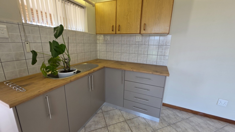3 Bedroom Property for Sale in Menkenkop Western Cape